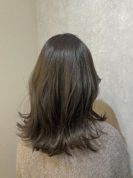 ウィスプ 赤羽店(wisp) オリーブアッシュ