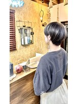 トイロ(toiro)&nbsp;ショートとシルバーグレー