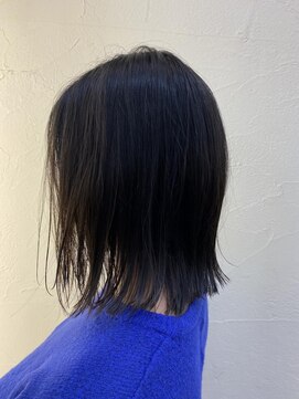 ラミン(LAMIN) 切りっぱなしボブ
