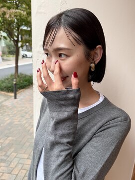 スムーク(smuk) 【 smuk / ayaka 】ぱつっとボブ/シースルーバング