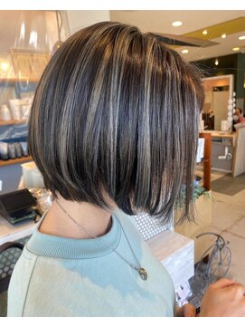 アース オーセンティック 岡山表町店(EARTH Authentic) お白髪ぼかしハイライト☆彡