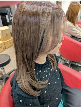 アリイ(ali'i) フェイスレイヤー×白髪ぼかし