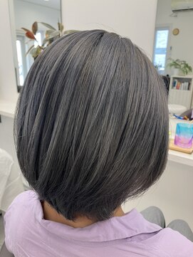 サロンドノア(Salon de NoA) ダブルカラー×グレー