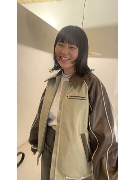 カシ 中目黒(CASI) ぷつっとライン/顔まわりカット