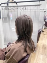 キセイ イオンモール新利府北館店(KISEI)&nbsp;10歳若見え！白髪ぼかしハイライト×ミディウルフ30代40代50代60