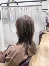 キセイ イオンモール新利府北館店(KISEI)&nbsp;10歳若見え！白髪ぼかしハイライト×ミディウルフ30代40代50代60