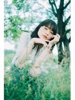 レイ(Ray) カットだけで小顔化!?あざとかわいいレイヤー