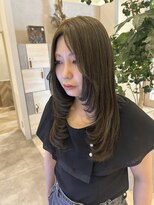 アストレアバイイーリス(ASTRAEA by Iris) オリーブカラー×ロングレイヤー
