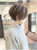 40代50代60代小顔前下がりショートボブ白髪ぼかし【伊波】