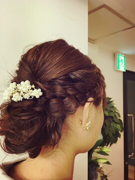 ヘアデザイン ヴォワール(hair & design voir) 見せネック編み込みスタイル
