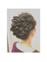 ワンワールド 豊平区 美園店(One World) パーティーヘアセット