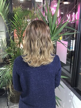 フォーク(FOLK) 恵比寿×YAMATO ナチュラルベージュ_グラデーション