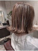 切りっぱなしボブ×ミルクティーベージュ