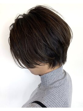 リグフクオカ(L.I.G fukuoka) 【L.I.G fukuoka】小顔ハンサムショート×３Dカラー