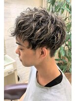 スナッグルサロン(SNUGGLE SALON)&nbsp;ハイライト/ツーブロックマッシュ/ツイストスパイラルパーマ