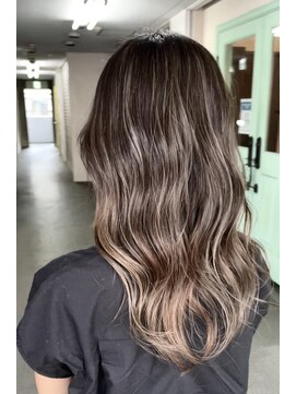 リノカヒリ(Lino kahili) コントラストハイライト×ショコラグレージュ