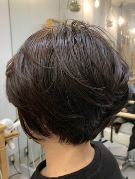 グラッシー センター北店(GLASSI) 【GLASSI】大人ショートボブ★くびれ★ひし形★インナーカラー