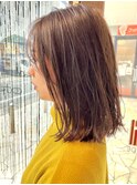 切りっぱなしロブ×アッシュベージュ【JUN】