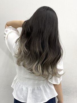 アライブ キチジョウジ(ALIVE Kichijoji) 【ALIVE吉祥寺】ホワイトシルバーグラデーション