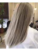 kana ケアブリーチ ホワイトベージュ