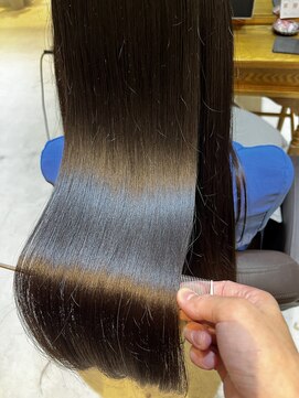 ジーナ 勝どき(Zina) 外ハネボブ/セクションカラー/ペールベージュ[丸山]