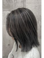 ビスポーク(BESPOKE)&nbsp;20代30代ハイライトバレイヤージュブリーチ立体感透け感