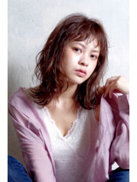 スピガ(SPIGA) 外はねミディアム