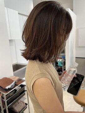 アロン(alon) 外はねボブ