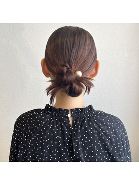 ルオント(Luonto) 【hair&healing Luonto】個性的なシニヨン