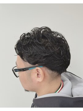 亀山美容所 ツーブロック×パーマ