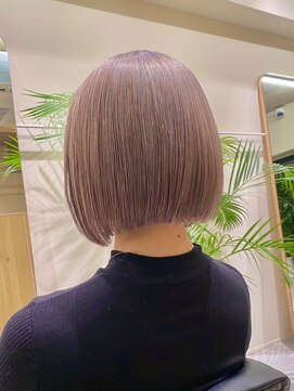 フイ(HUI) 20代30代40代抜け感ショートレイヤーミルクティベージュ