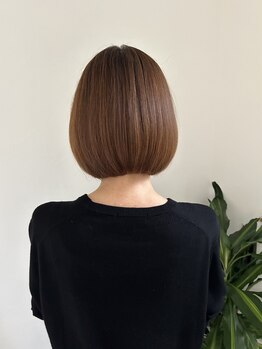 ヘアサロン エスプリ(hair salon esprit)の写真/◇ダメージレス×極上質感◇気になるクセや広がりを抑えつつ、手触りの柔らかいナチュラルなストレートに。