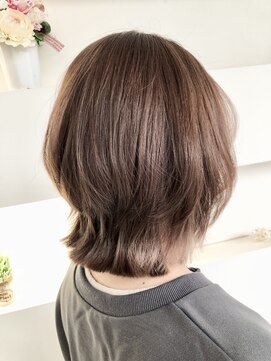 スリーヘアーデザインズ(Three Hair Designs) a