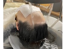 バグースヘア(bagus hair)の雰囲気（頭浸浴で毛穴、髪の毛の汚れを除去。炭酸水でのリラックスタイム）