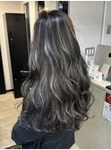 小顔へア アッシュカラーグレージュハイライトカラー◎