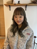 ガーランド (Garland) 透明感赤み消しオリーブベージュカラー