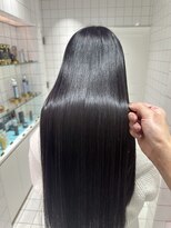 ロンドルーチェ 心斎橋(Lond luce)&nbsp;ダークアッシュ/ミディアムレイヤーカット［髪質改善/縮毛矯正］