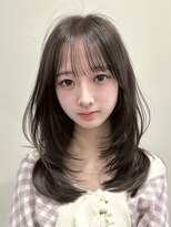 ライン(LINE)&nbsp;韓国風/レイヤー/小顔/前髪カット/髪質改善/グレージュ/透明感