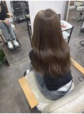 透明感"オリーブベージュ"