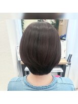 ウイ バイ ファースト 北四番丁店(u'i by first)&nbsp;ショートボブ、美髪カラー、アーモンドブラウンカラー