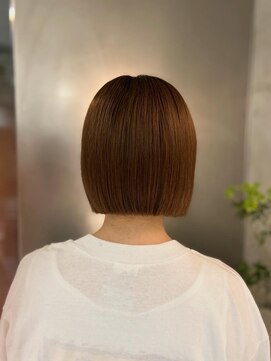 ニーイチイチ(211) ぱつっと