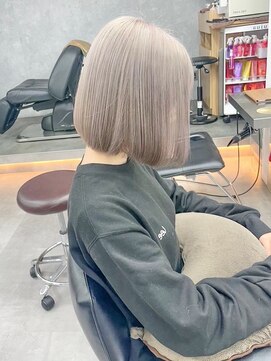 エンネ 新宿(enne) グレージュカラー/ボブ/ハイトーン/レイヤー/髪質改善/縮毛矯正