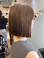 ジエクト ヴィシア(The Ect VIXIA) 前下がりボブ 縮毛矯正 タッセルボブ 韓国ボブ ストレート