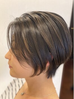 【西明石駅1分】シルエットで魅せるカットにリピーター続出◇自宅でも扱いやすく、毎日のお手入れも簡単◎