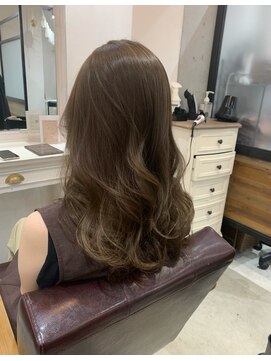 ジーナ 博多(Zina) くすみベージュ