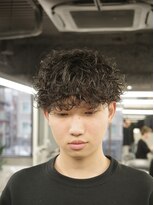 ステラ(STELLA)&nbsp;波巻きパーマ/メンズサロン/メンズ/眉毛カット/シャドウパーマ