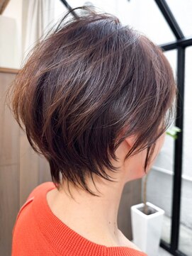 メッケ(MeKKe) ナチュラルショートウルフ