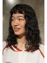ラヴァイブ(LaVibe)&nbsp;「朝ラク！外国人くせ毛風スパイラルパーマ」