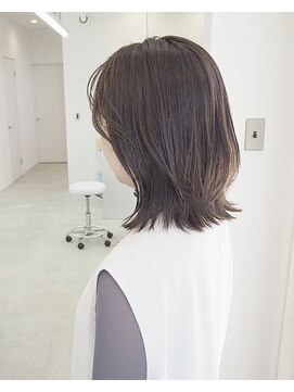 タド(TADO) 抜け感レイヤーミディ