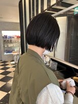 モンルル プル(mon loulou + plus) 切りっぱなしボブ、ボブ、黒髪ボブ